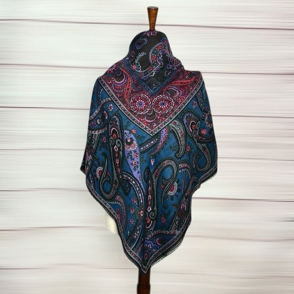 Vintage Oscar de la Renta Large Wool Square Scarf Shawl Dark Blue Paisley Japan - Picture 3 of 8